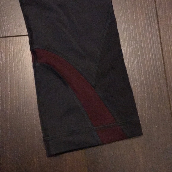 Lululemon Wunder Under Crop Leggings - Picture 2 of 4
